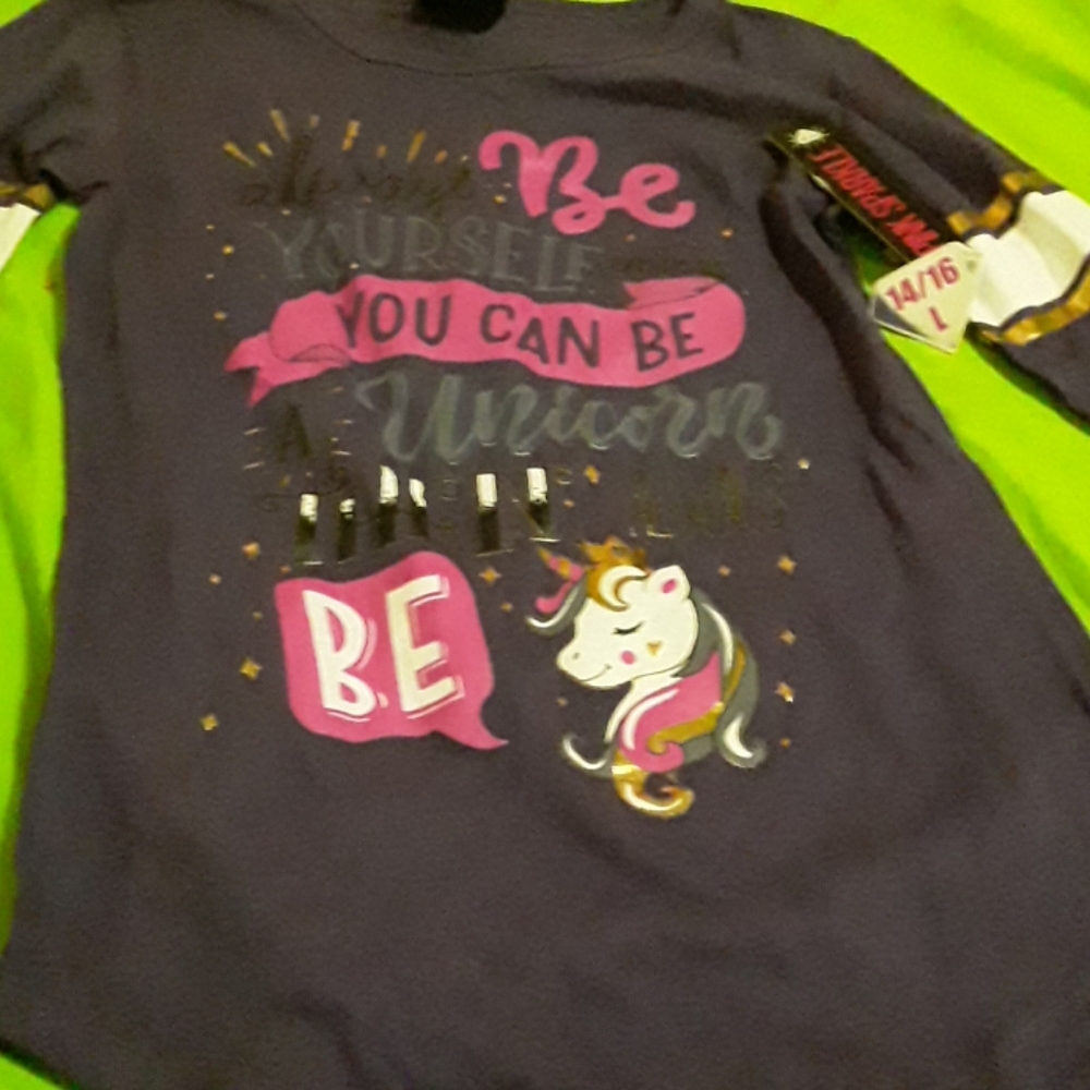 Pink sparkle shirt♡